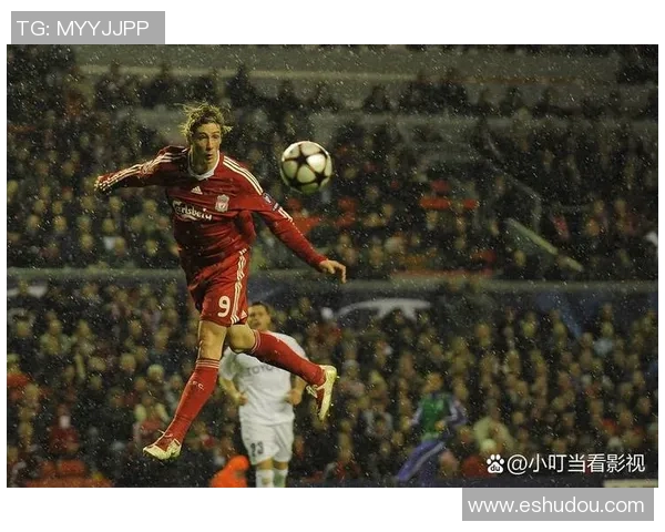 国外街头足球明星精彩瞬间集锦展现非凡技艺与激情对决