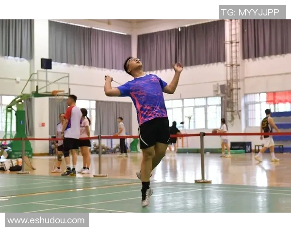 深圳羽毛球队配合问题引发热议球员间默契与战术执行的争论