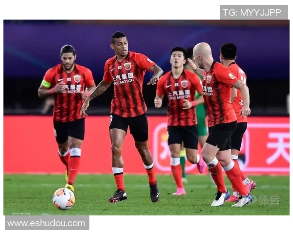 赛后分析:上海篮球队与武汉篮球队的比赛节奏与战术对比探讨 赛后分析:上海篮球队与武汉篮球队的比赛节奏与战术对比探讨